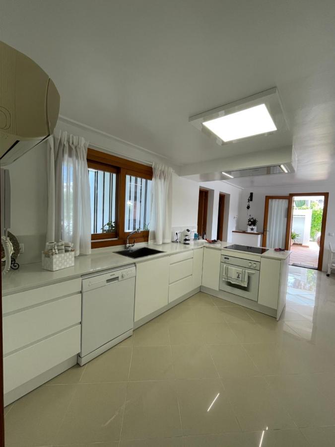 Villa Garrido 克罗姆港 外观 照片