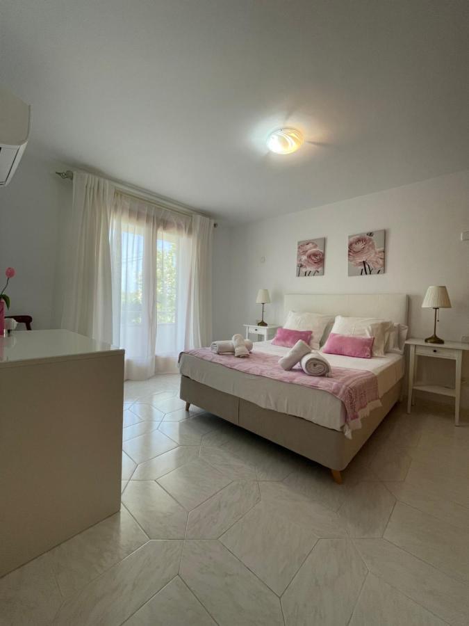 Villa Garrido 克罗姆港 外观 照片